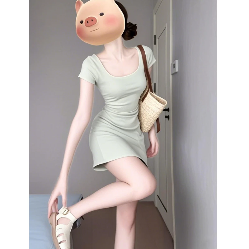 薄荷绿法式连衣裙女2025新款修身夏季多巴胺收腰穿搭掐腰包臀短裙