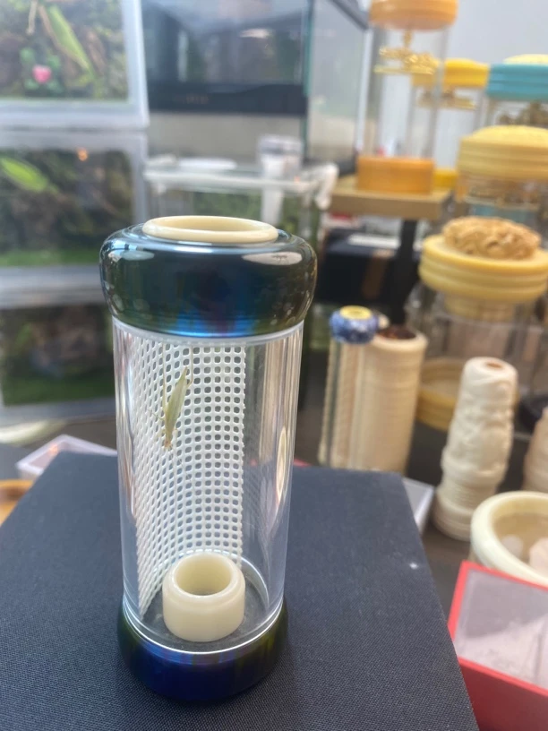 密胺竹蛉桶 两种尺寸 直径3.5厘米 高9.5厘米 带小居民