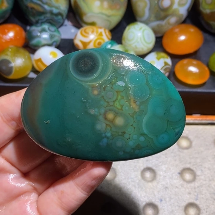 玛瑙/玉髓未镶嵌珠宝半成品