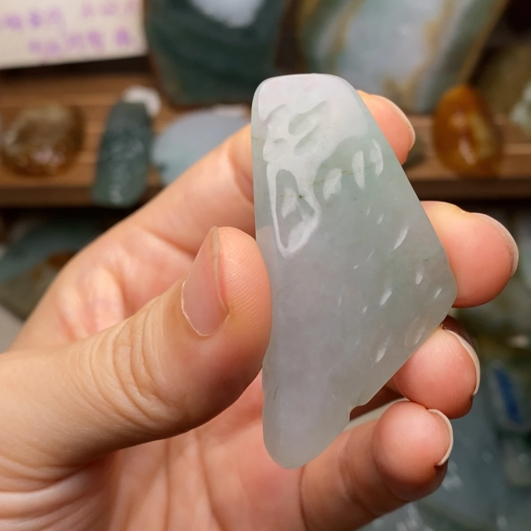 翡翠未镶嵌颈饰天然