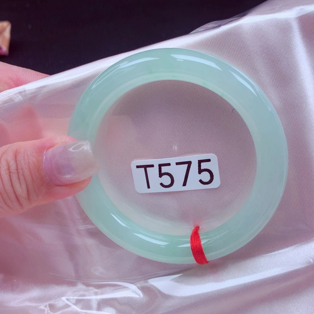 翡翠手镯未镶嵌手镯88