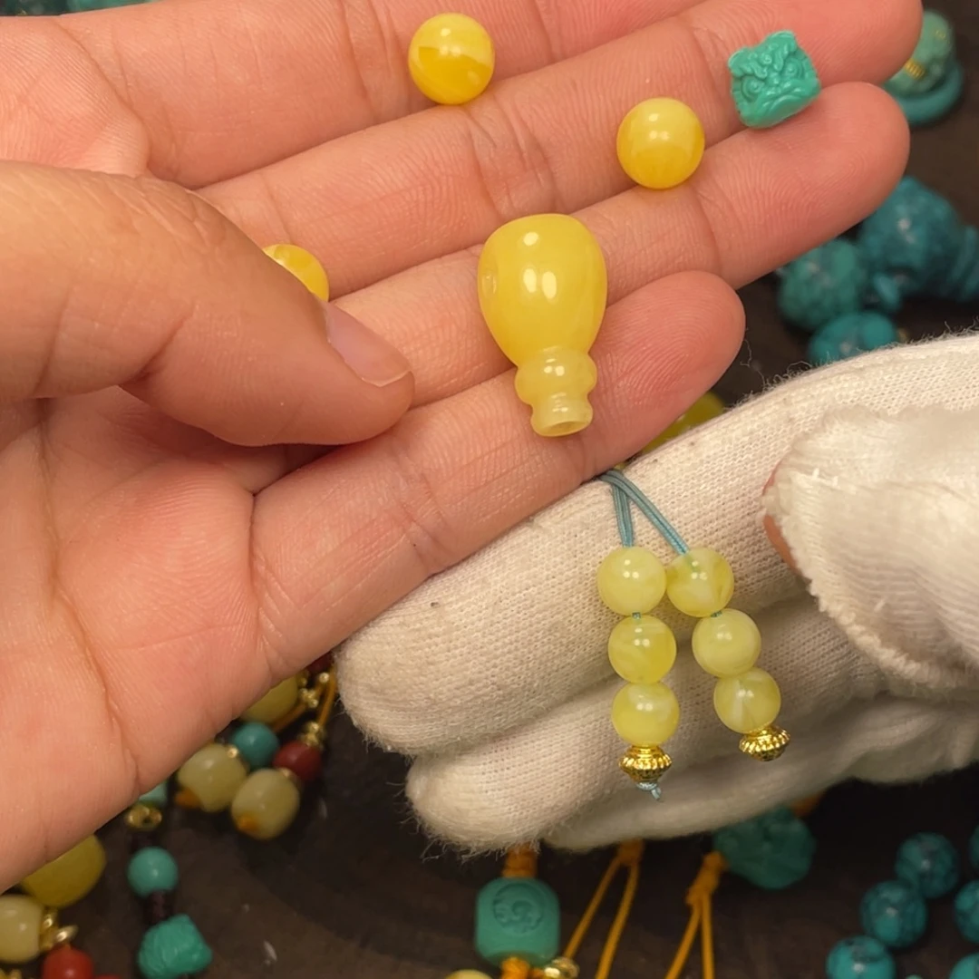 莎***汀非金属8，8，8，8三通顶珠