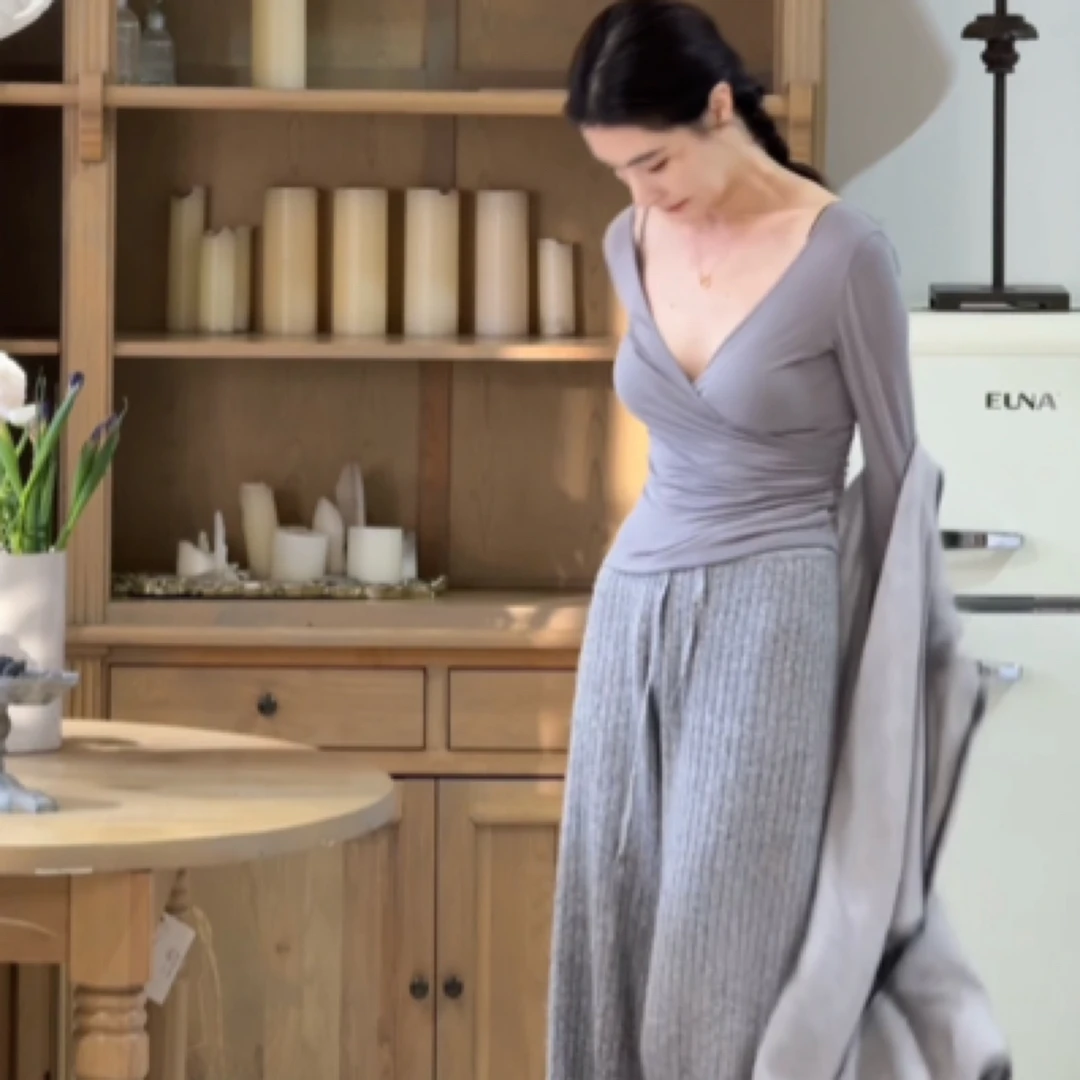 muli沐里v领春秋新款弹力T恤套头上衣