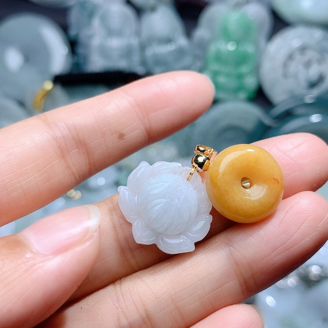 翡翠颈饰未镶嵌2903。