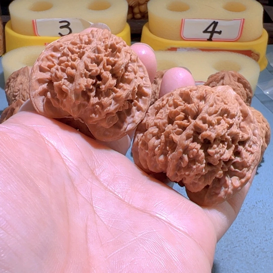 把件文玩核桃满天星45