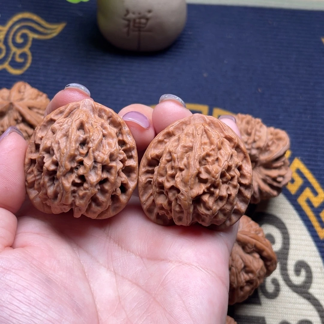 核桃高端文玩鹤渡岭38