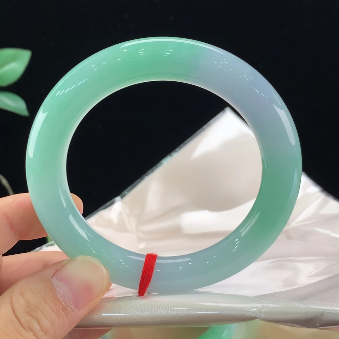 翡翠手镯未镶嵌言**青111/1260