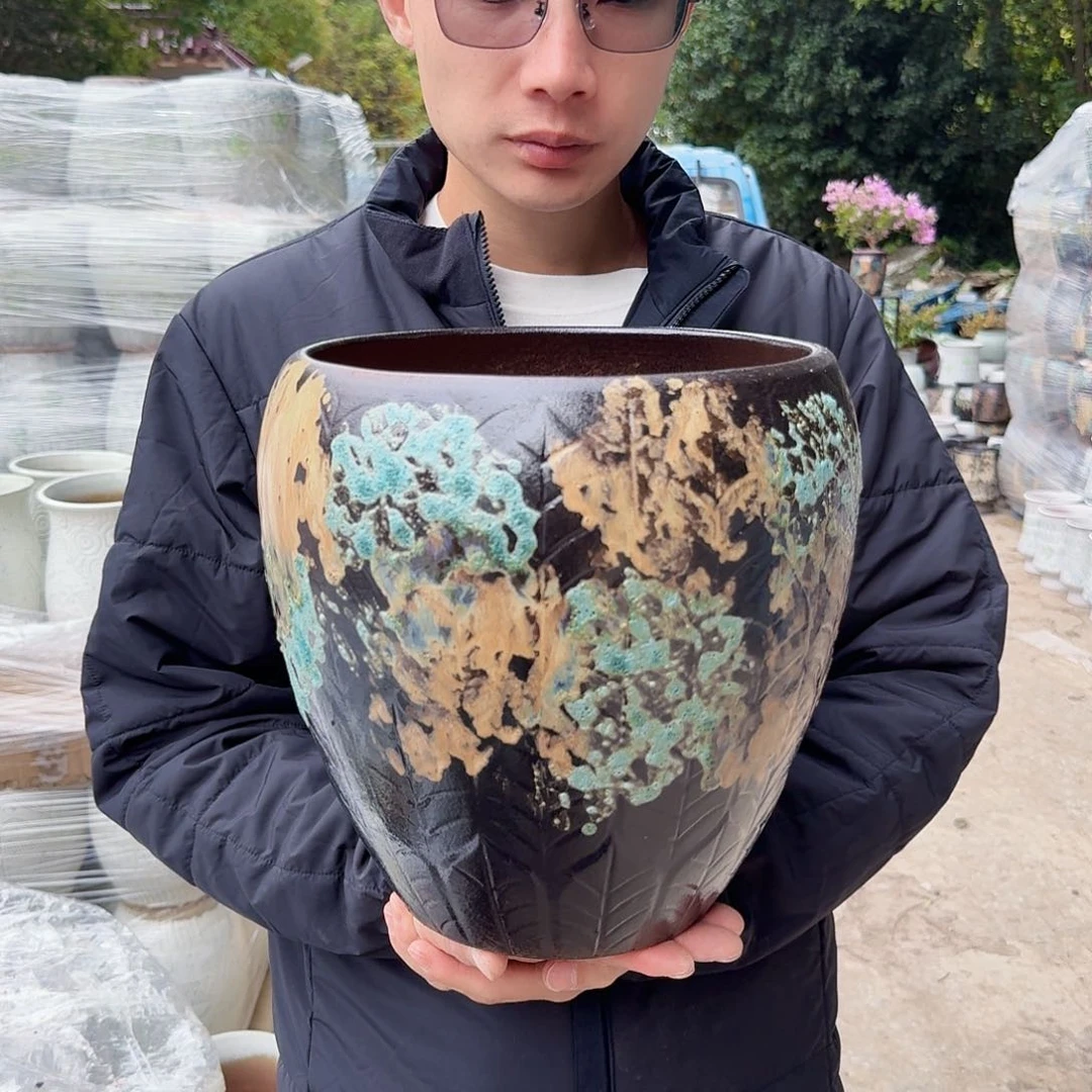 紫砂花盆口24.5高27（一个树叶姹寂