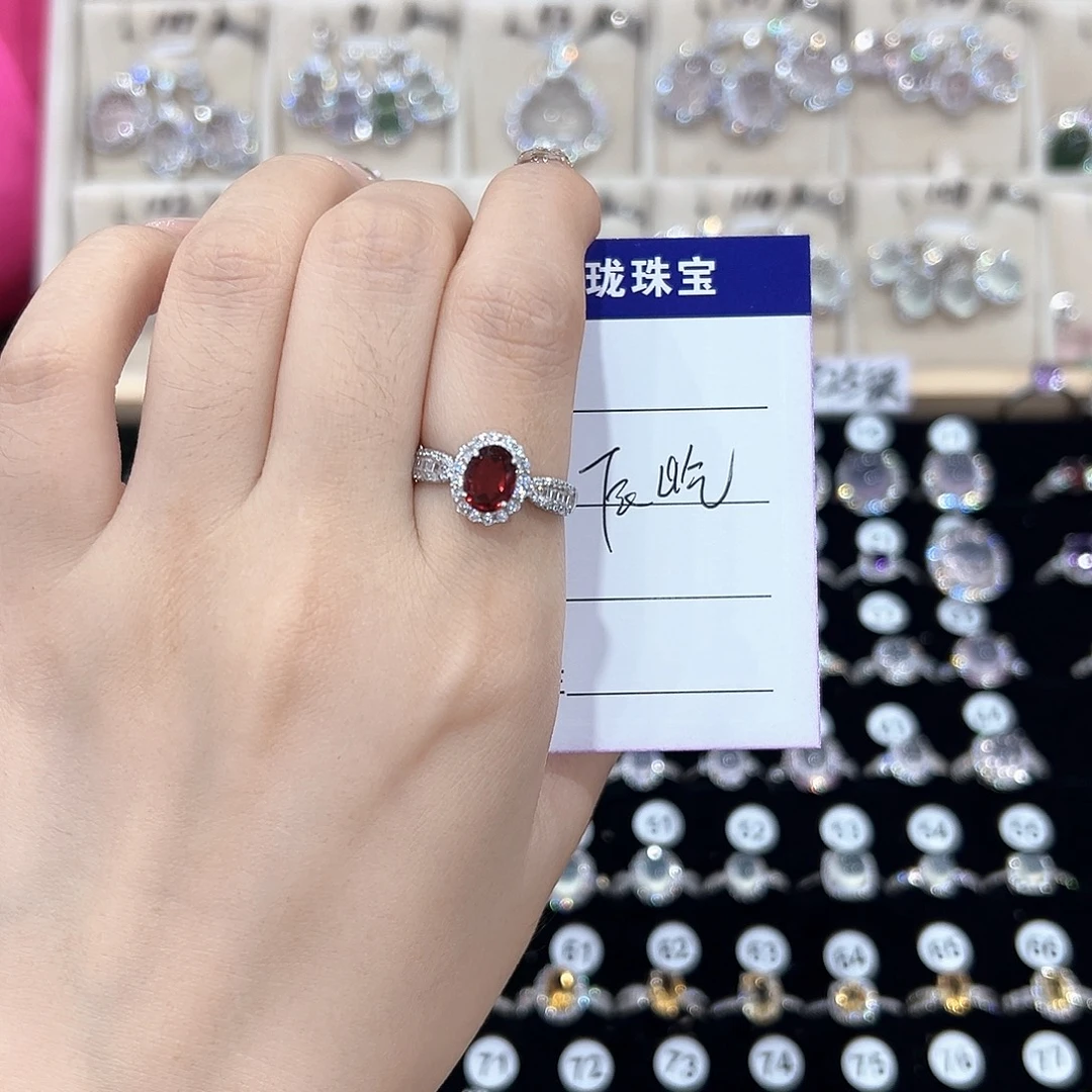 辰***屹戒指银S925镶嵌黄晶