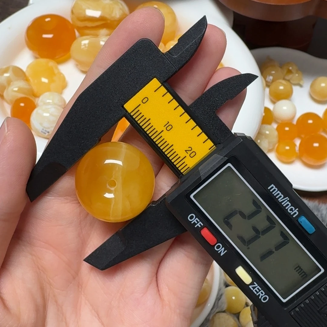 琥珀未镶嵌裸石蜜蜡平安扣