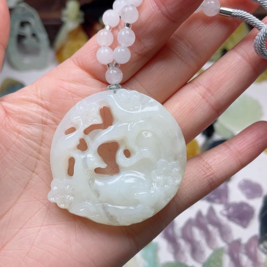 蛇纹石玉颈饰未镶嵌