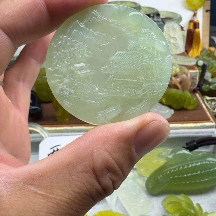 未镶嵌蛇纹石玉颈饰