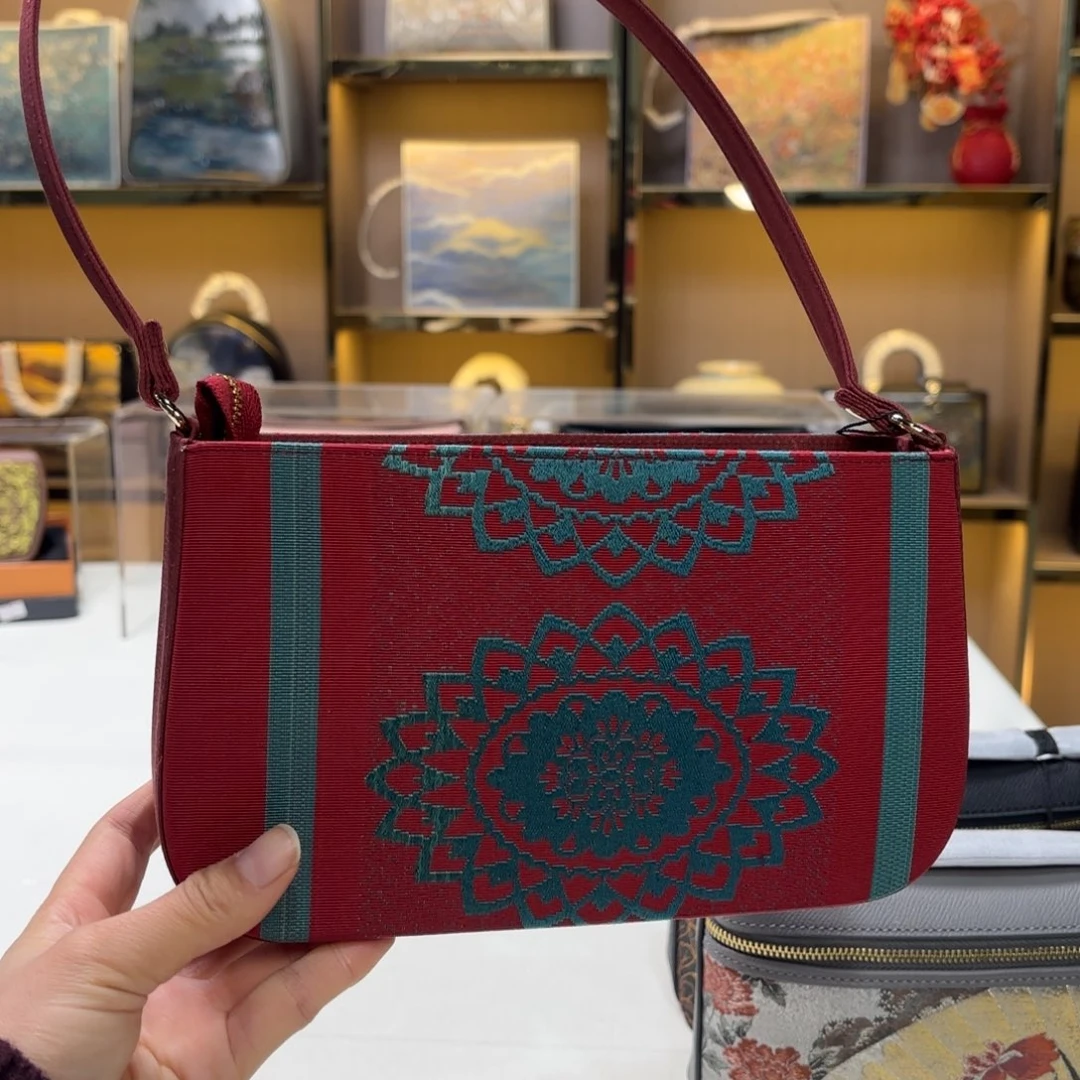 织绣浮力大漏开播