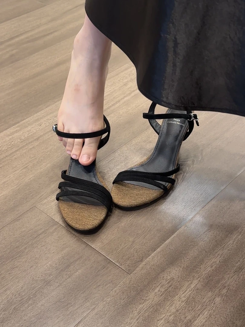 BANFANG女鞋|6cm|2025夏法式爆款时装凉鞋露趾中跟miu系大小姐