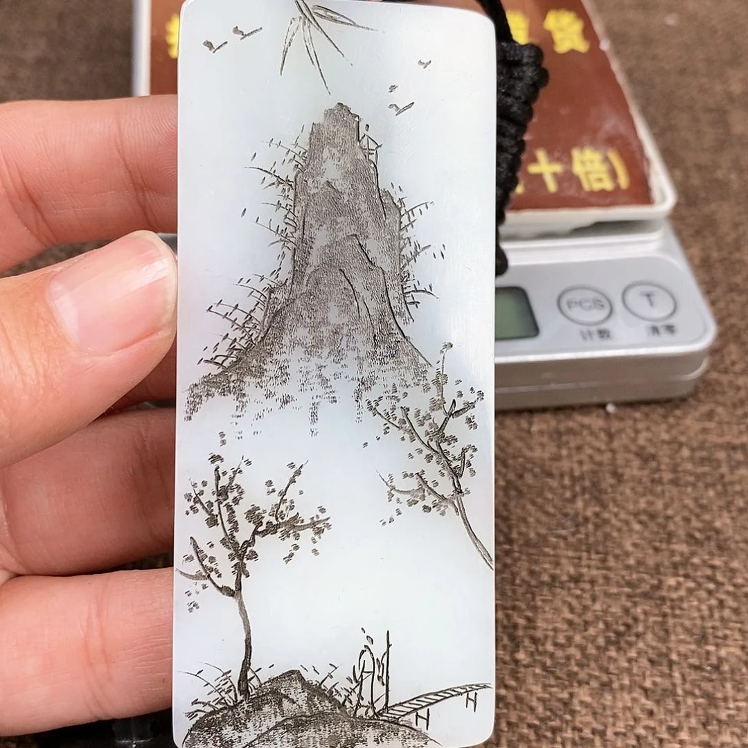 和田玉颈饰未镶嵌