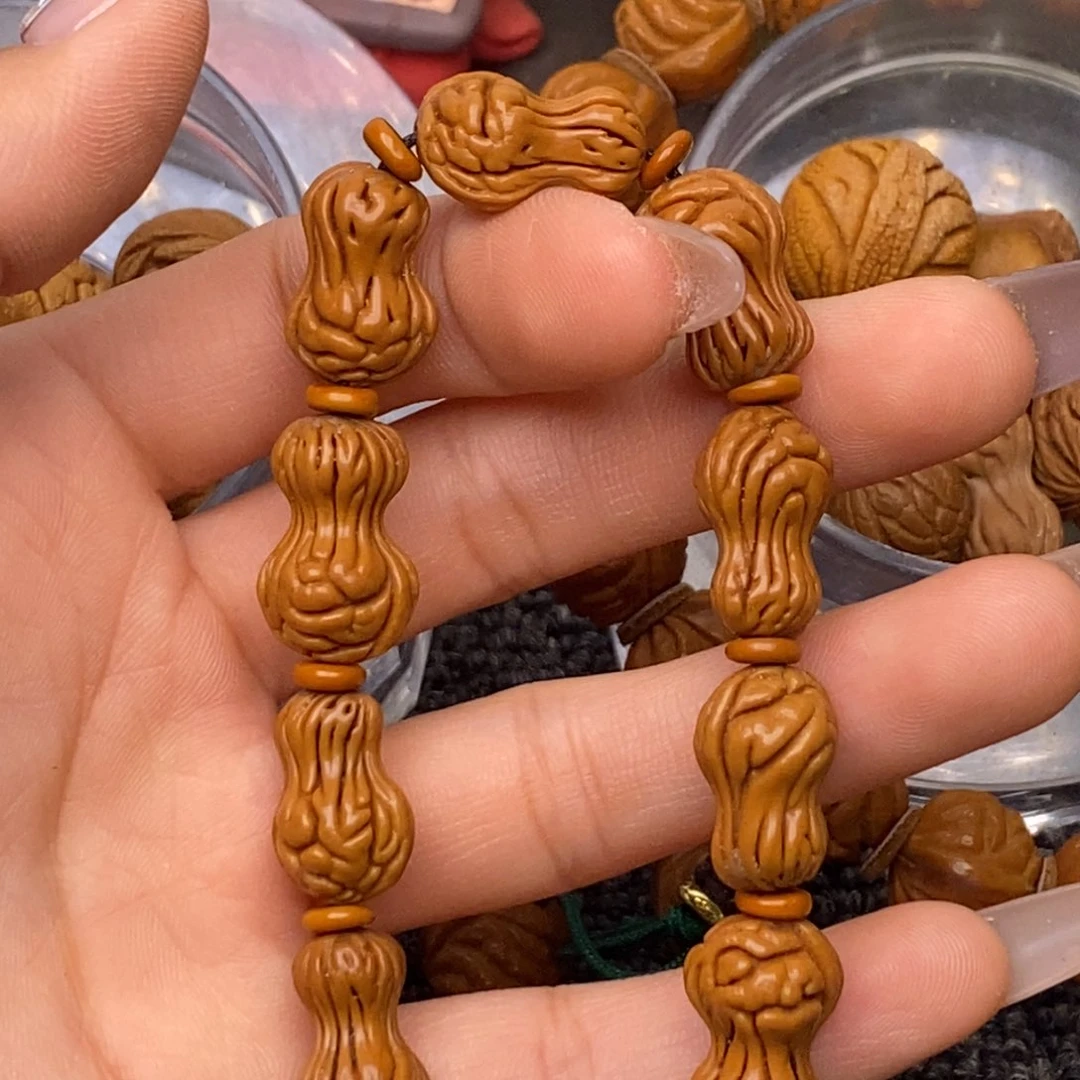 秦岭山脉龙纹桃核 13