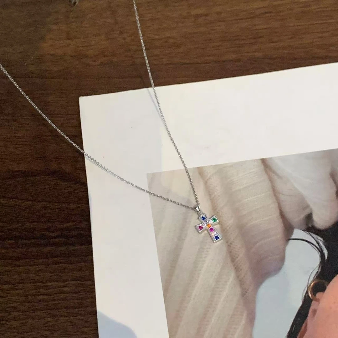 铜合金项链 CHANGE x 多巴胺十字项链 可爱彩色简约弧X176