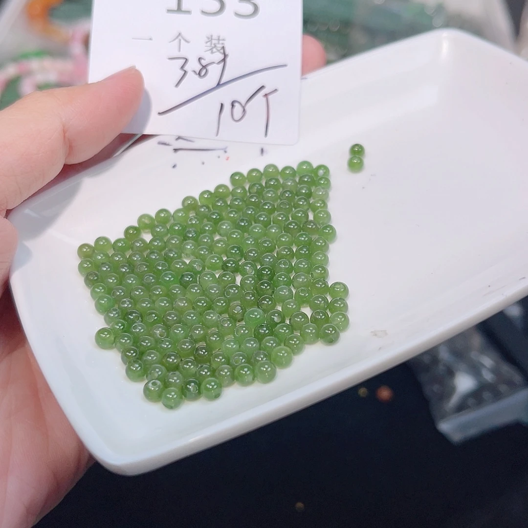 未镶嵌珠宝半成品水晶153 。