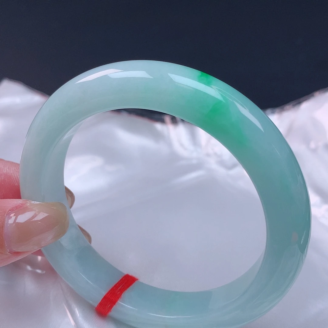 【闪购商品】未镶嵌手镯翡翠60