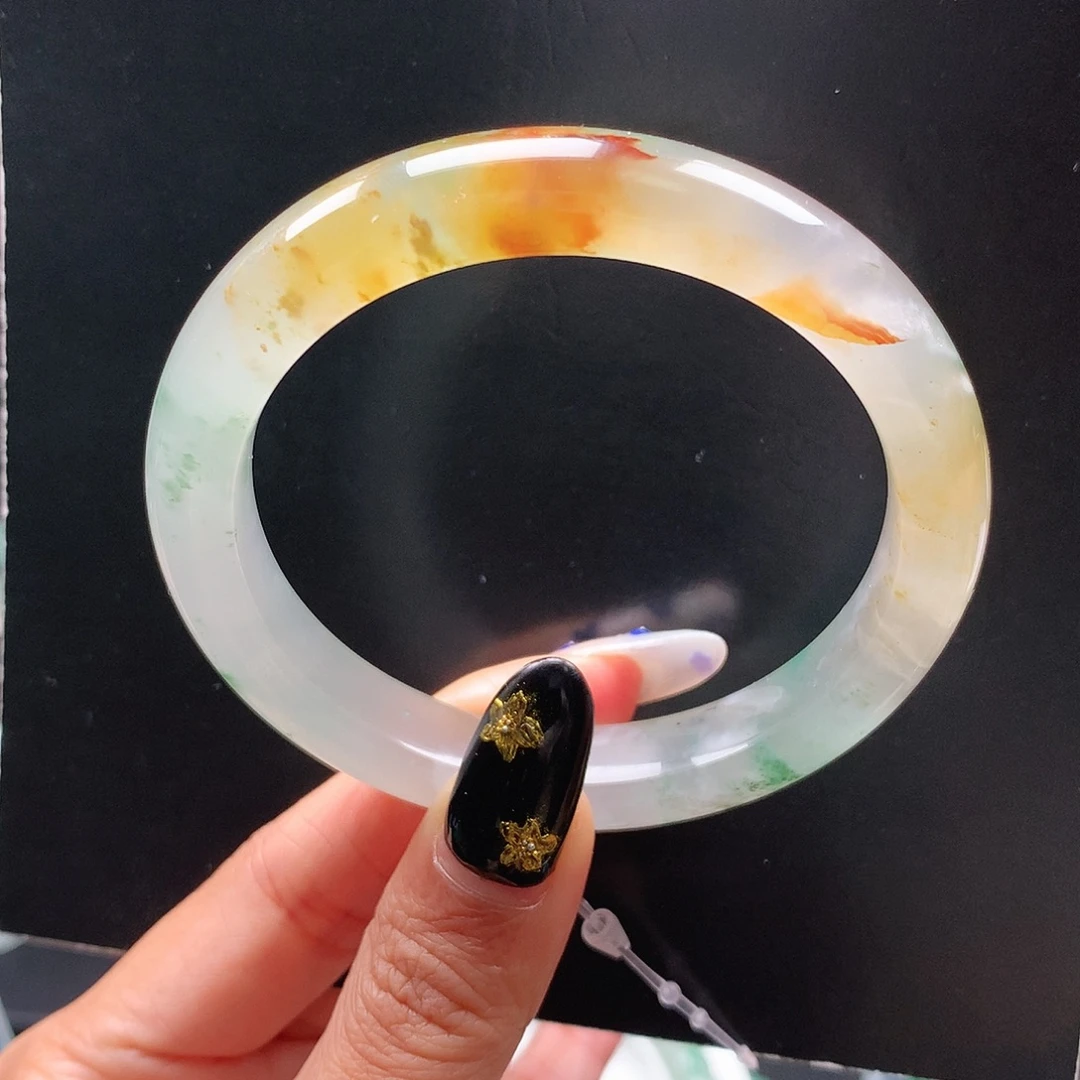 石英质玉未镶嵌手镯55