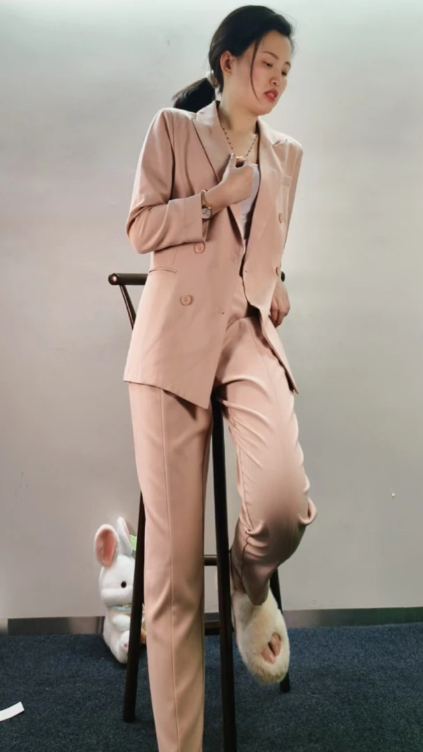 W175  套装  该链接默认微瑕 无运费险 接受不了勿拍