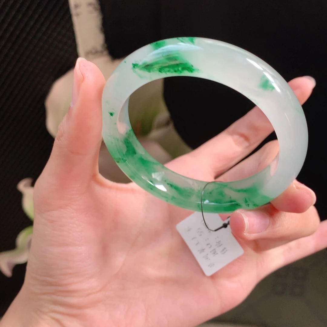 石英质玉未镶嵌手镯