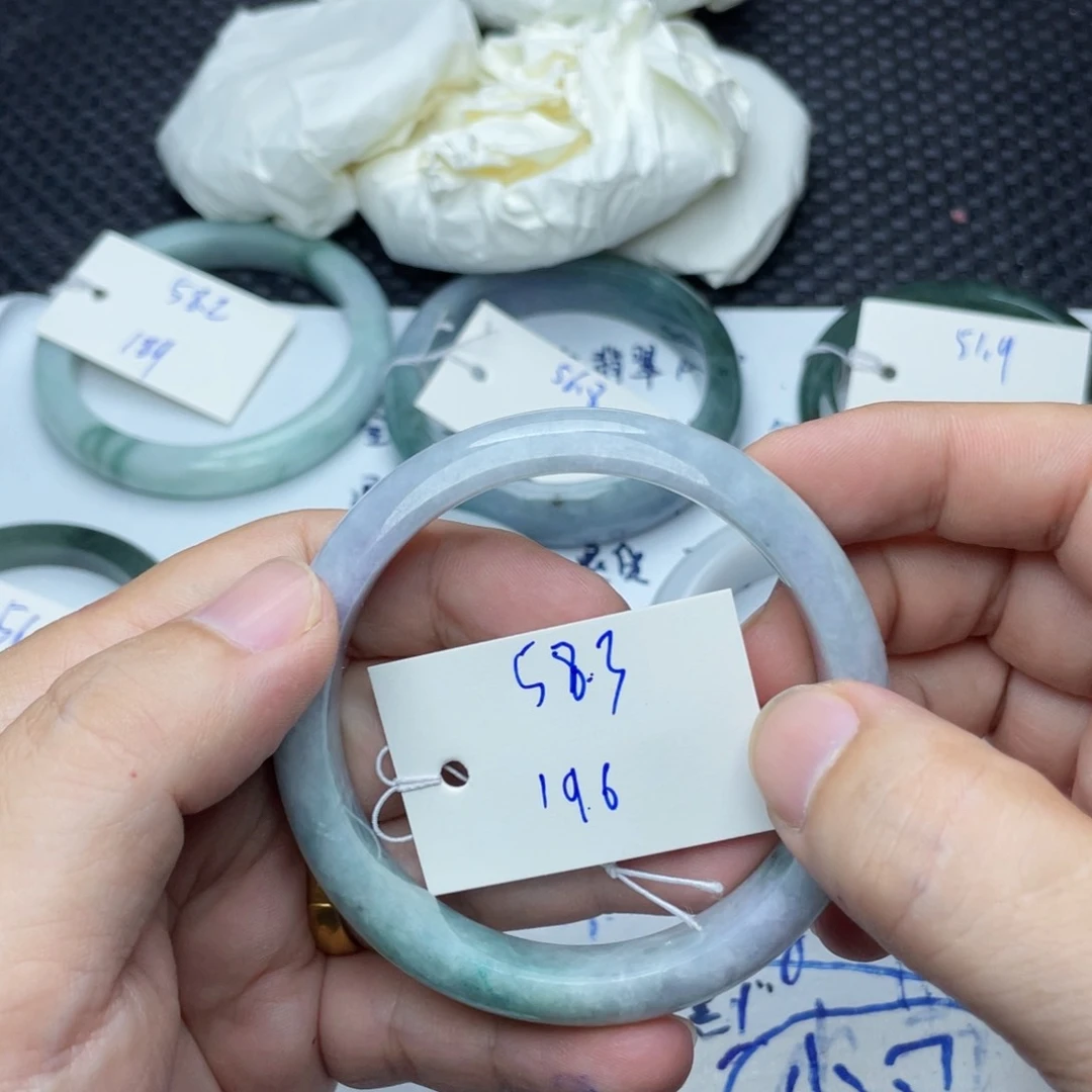 未镶嵌手镯翡翠翡翠手镯196