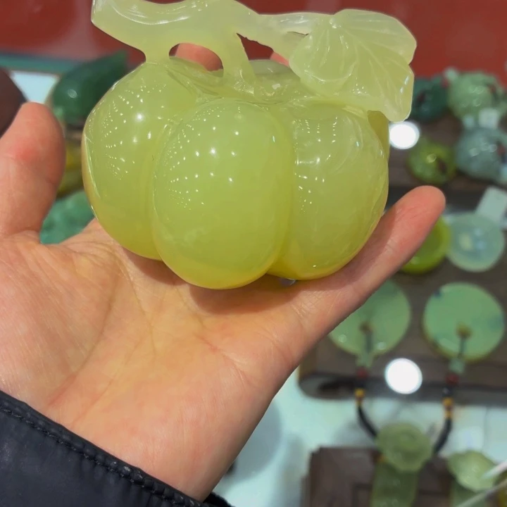 蛇纹石玉未镶嵌手把