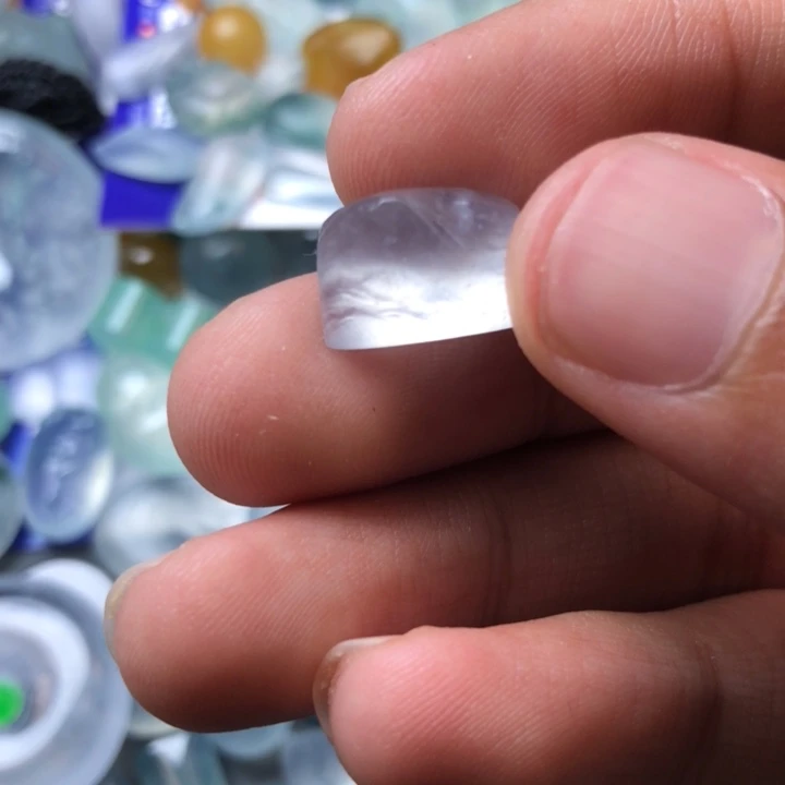 定制翡翠未镶嵌挂件