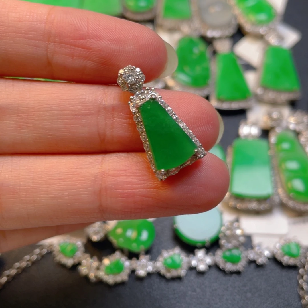 翡翠银S925镶嵌颈饰