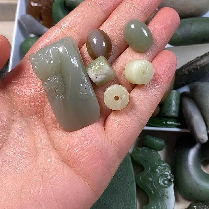 和田玉未镶嵌挂件?***?多样性发货，拍一发一，