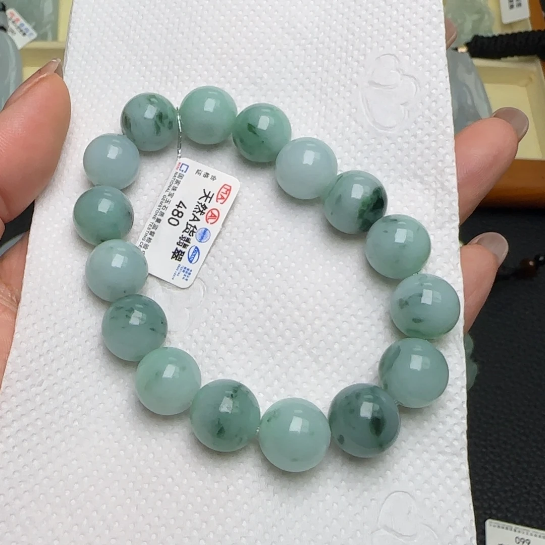 翡翠未镶嵌颈饰