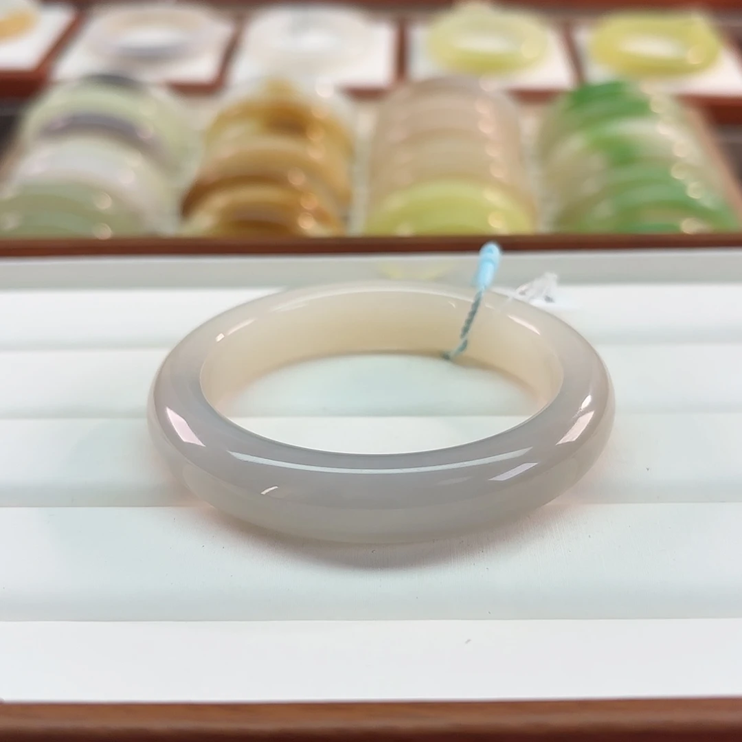 和田玉未镶嵌手镯【粉紫双色】