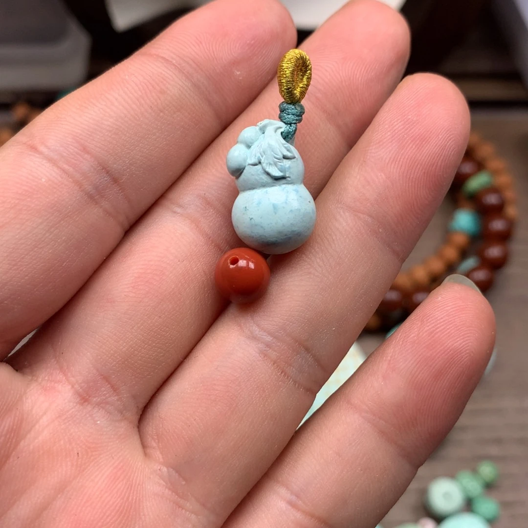 南红玛瑙未镶嵌雕刻