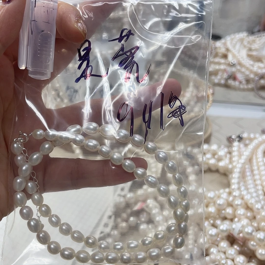 是***蓉淡水珍珠银S925镶嵌颈饰