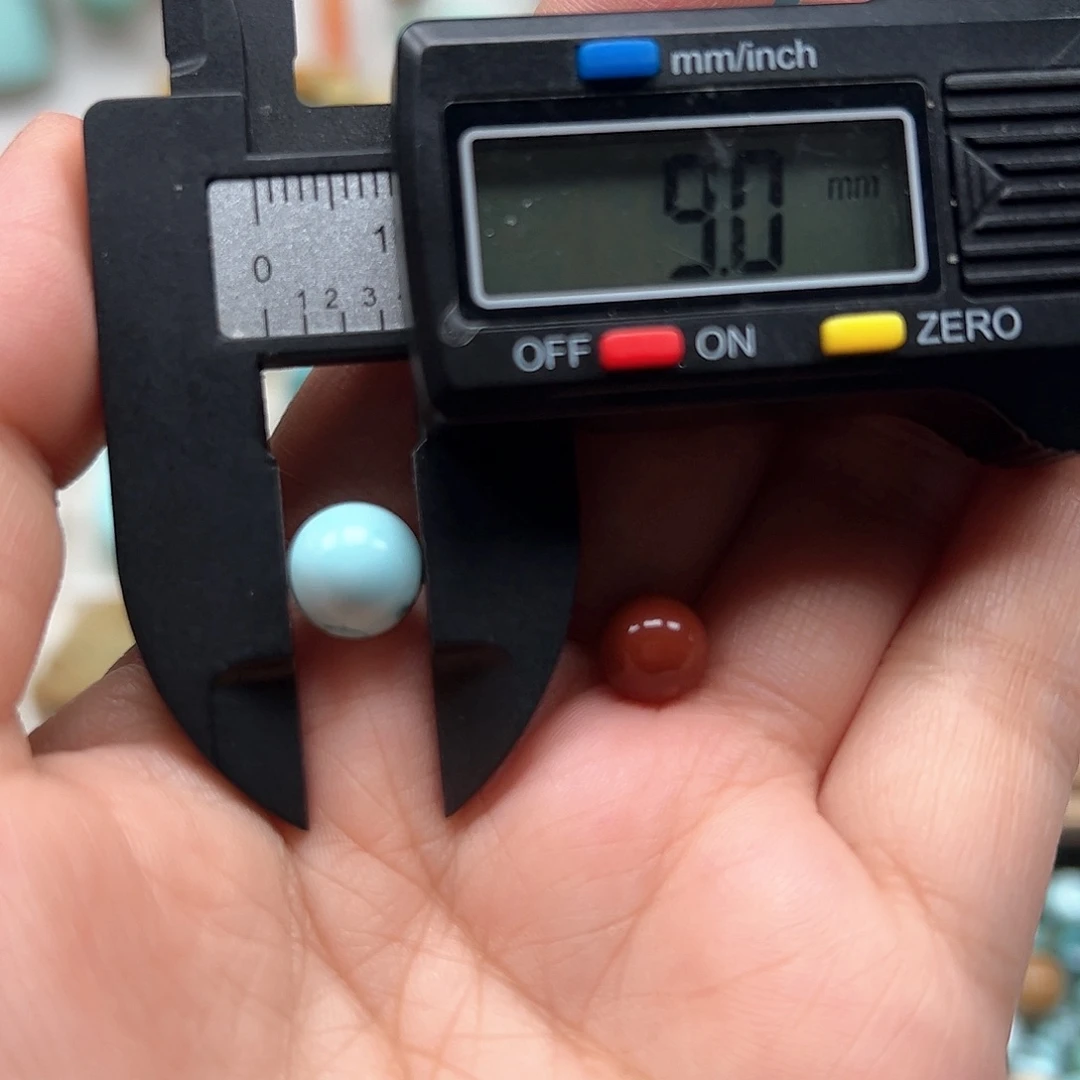 南红玛瑙未镶嵌珠宝奇石
