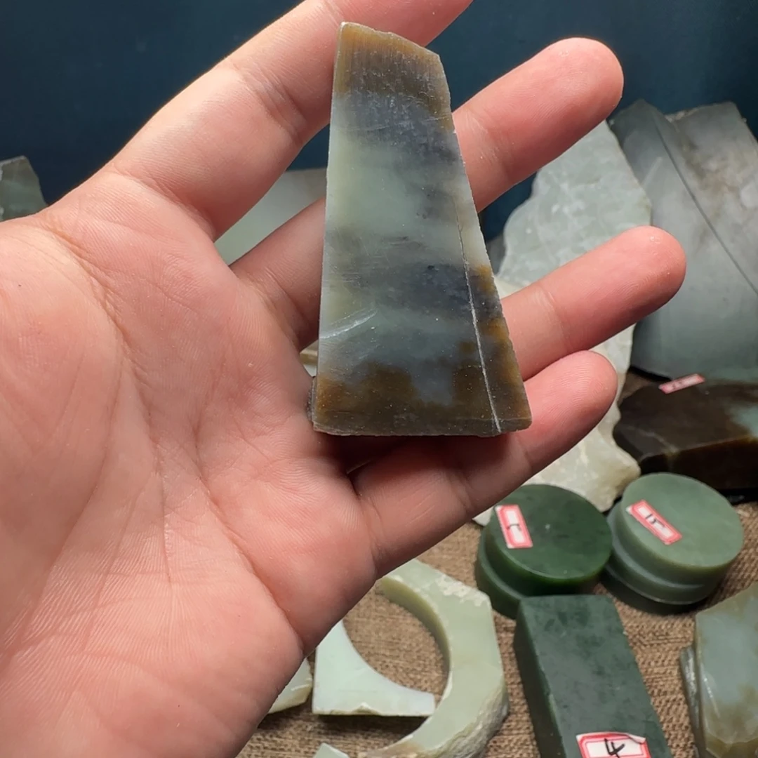 未镶嵌和田玉（糖玉）珠宝奇石