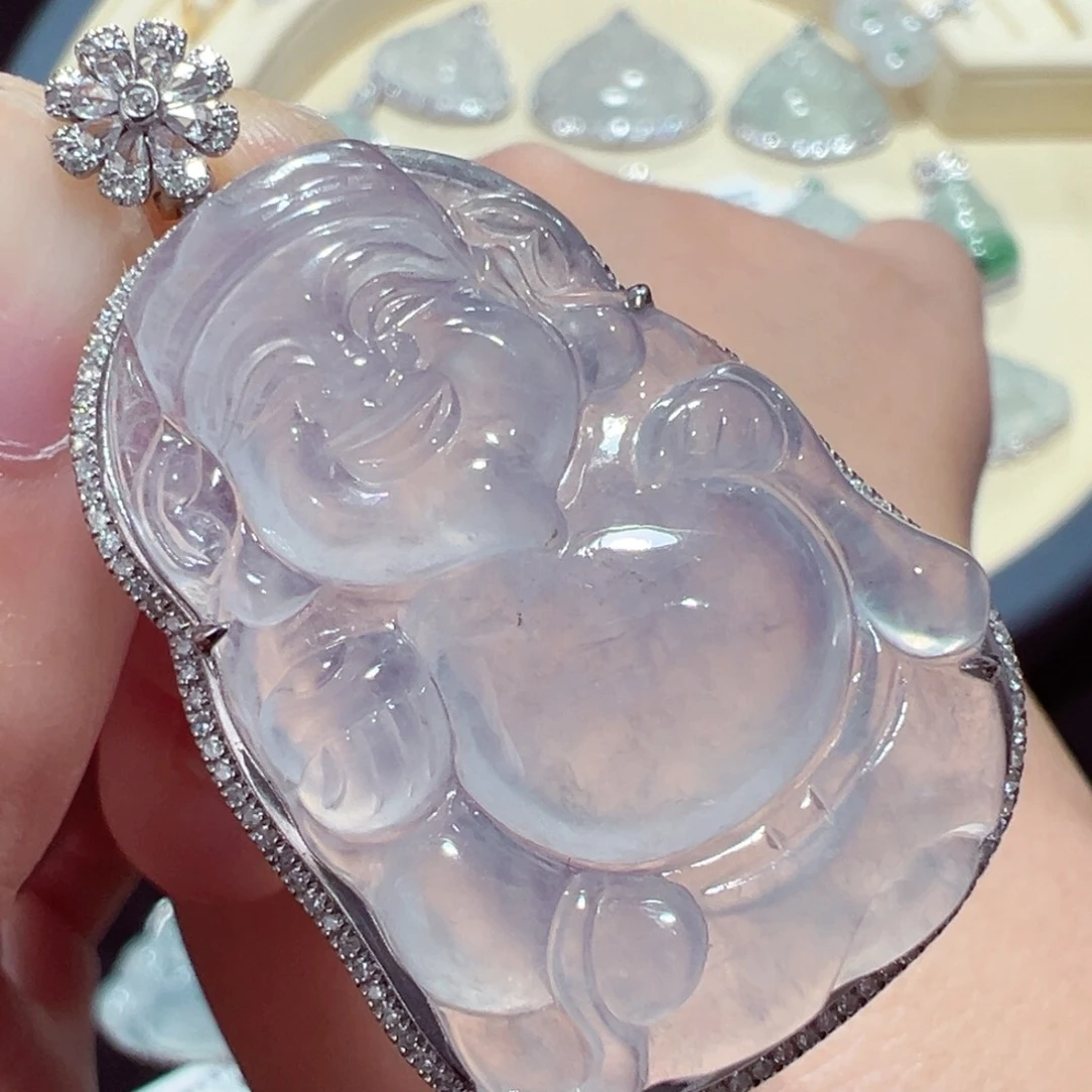 翡翠颈饰18K金镶嵌吊坠