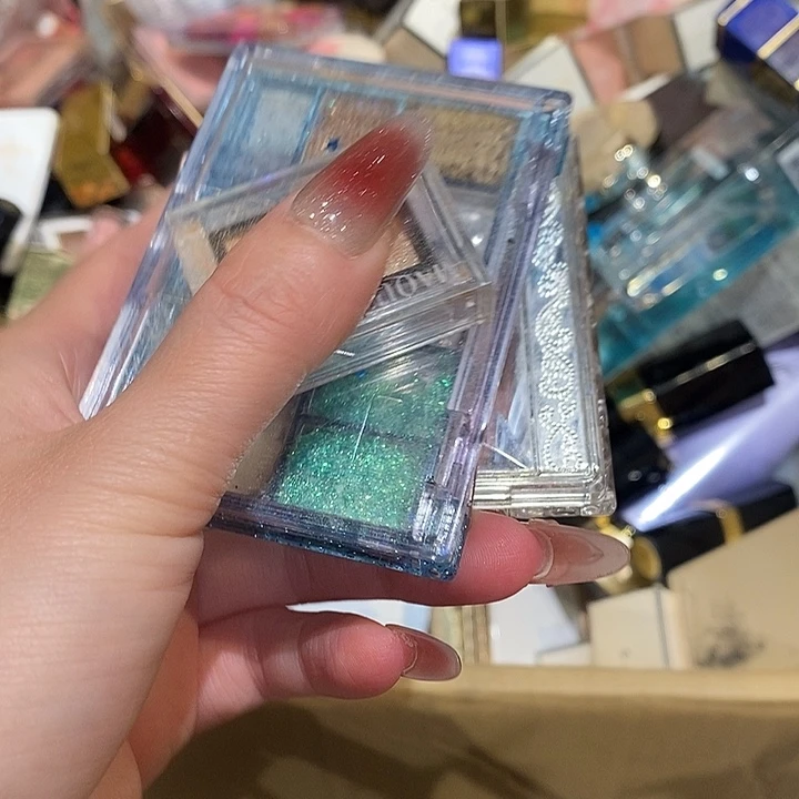 Y***r花岗石铁合金中古香水沐浴露持久留香时间