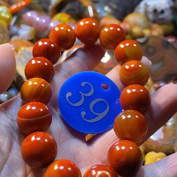 牧***人玛瑙/玉髓未镶嵌手链