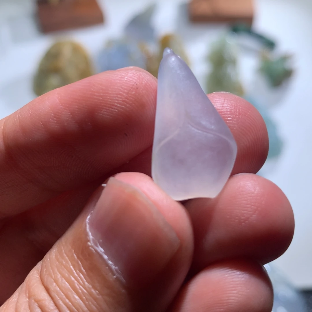 定制翡翠未镶嵌挂件