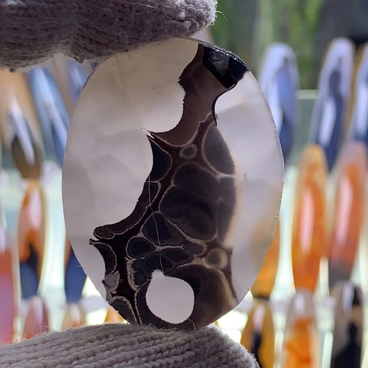 未镶嵌颈饰玛瑙/玉髓164