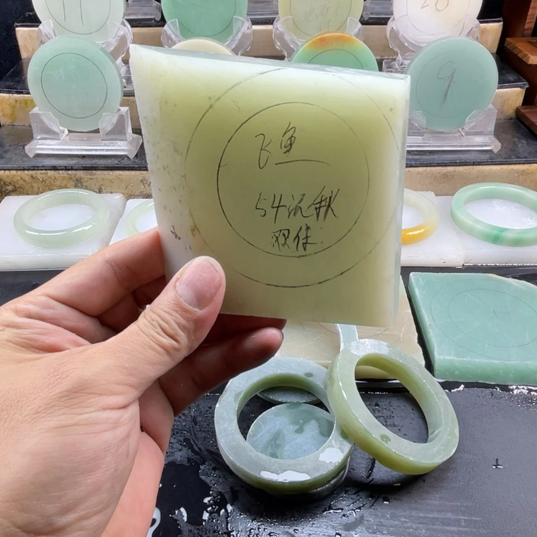 【闪购商品】定制和田玉飞****a加工定制