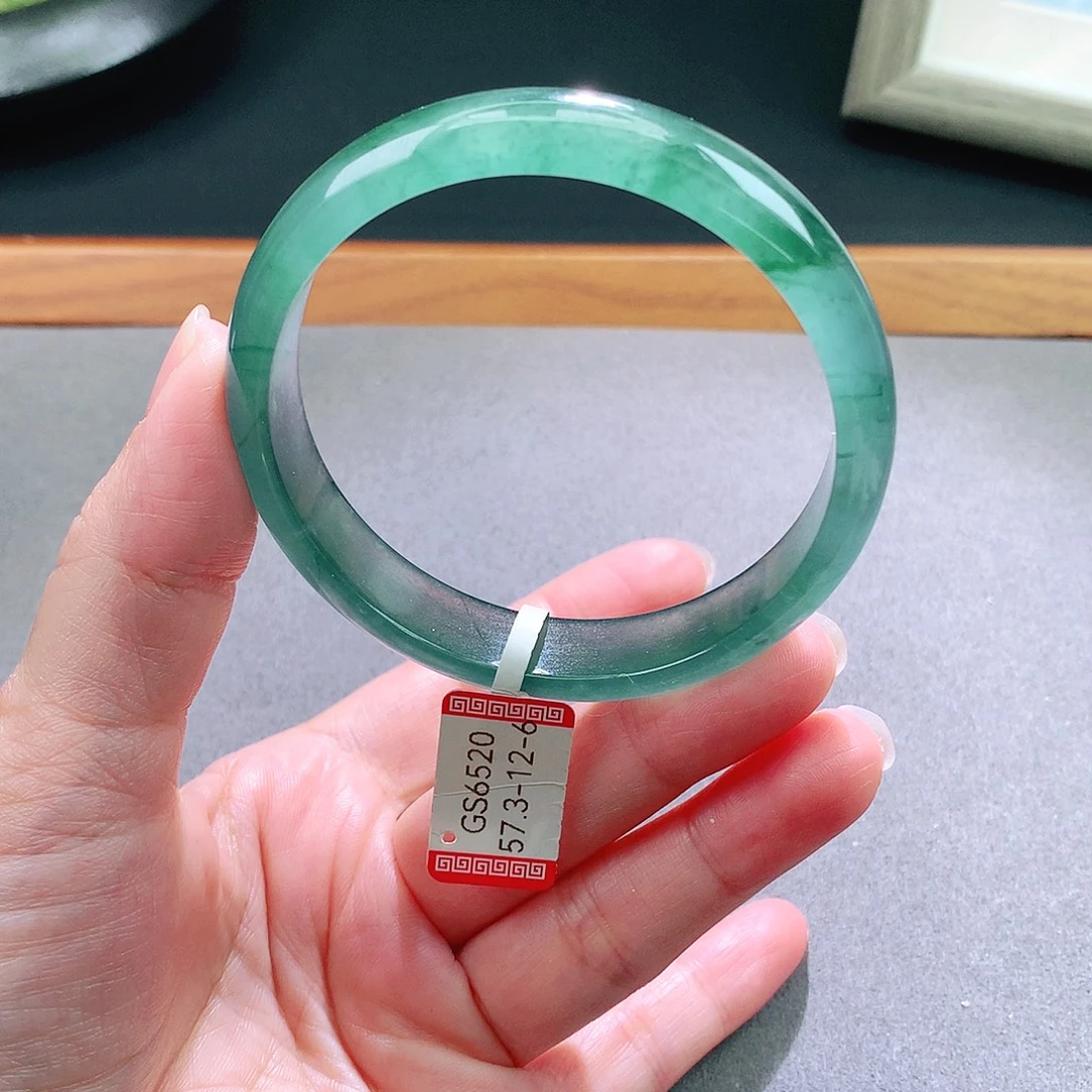 小****翡翠未镶嵌手镯天然翡翠手镯a货