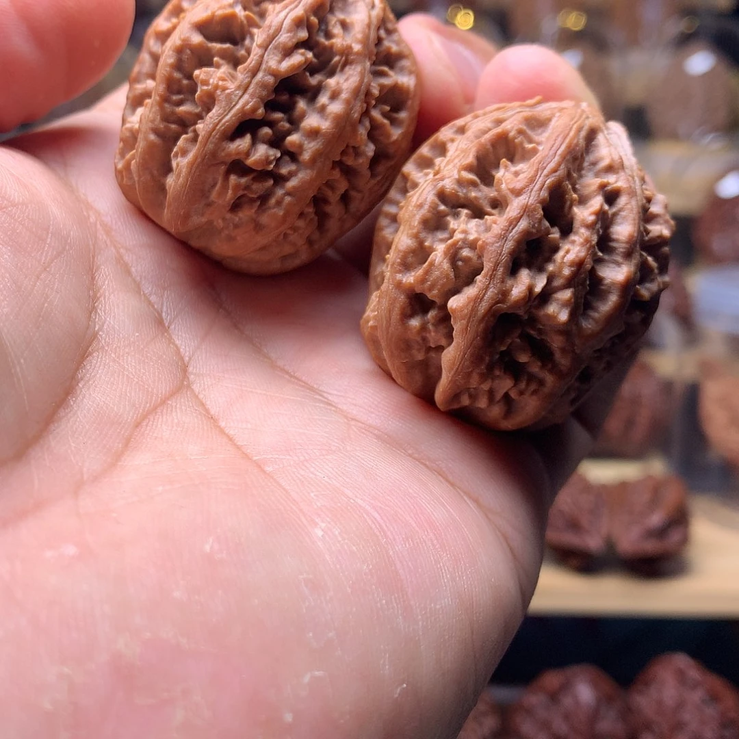 不***桃把件文玩核桃东北楸子文玩核桃