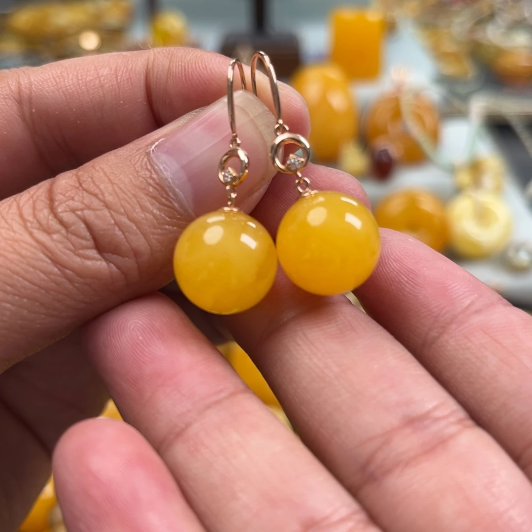 未镶嵌蜜蜡珠宝奇石