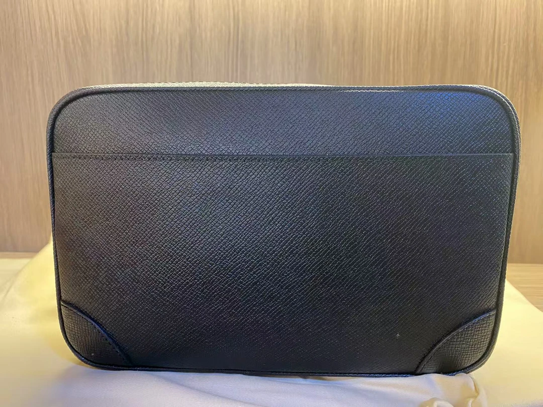 广州S+渠道单肩男女包2025年时尚手工包包