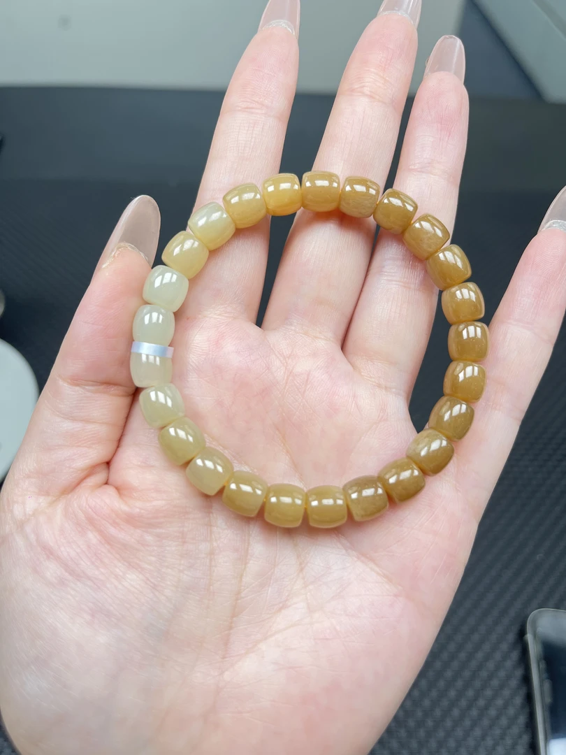 【风哥珠宝】和田玉糖玉直切手串 约8mm 多样性发一件 S2063