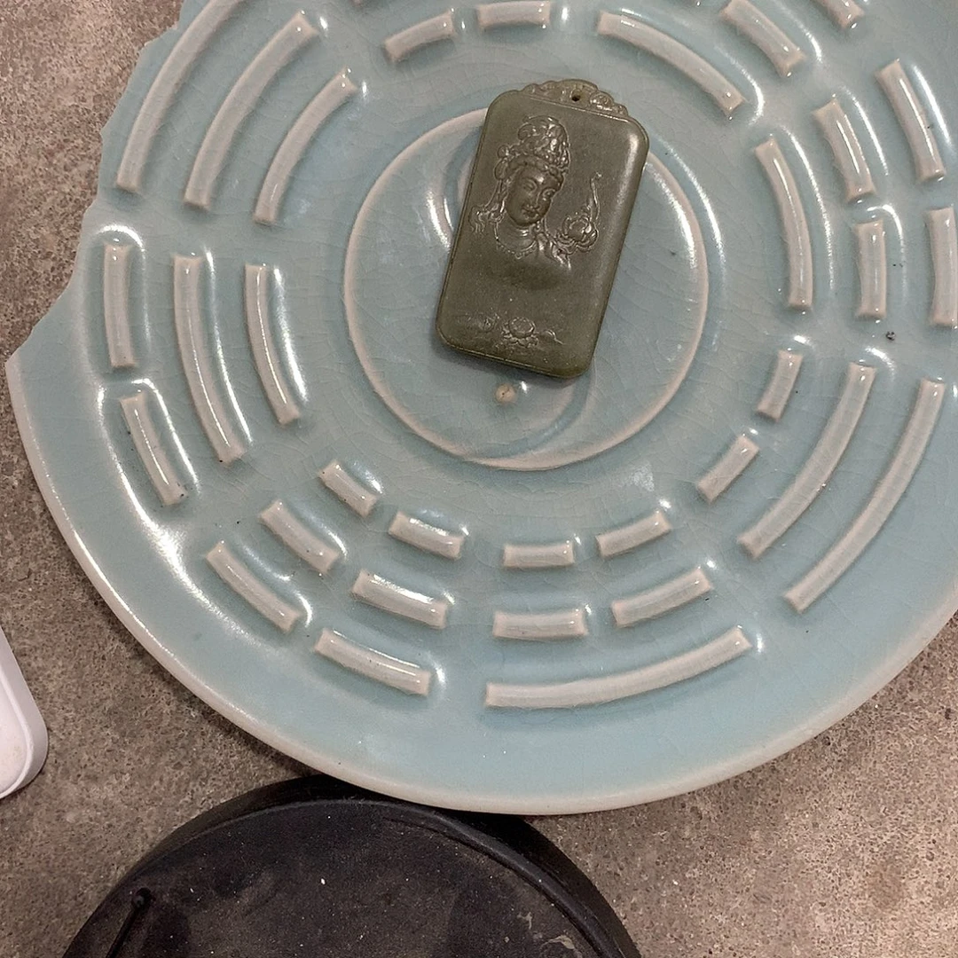 其他现代陶瓷工艺品