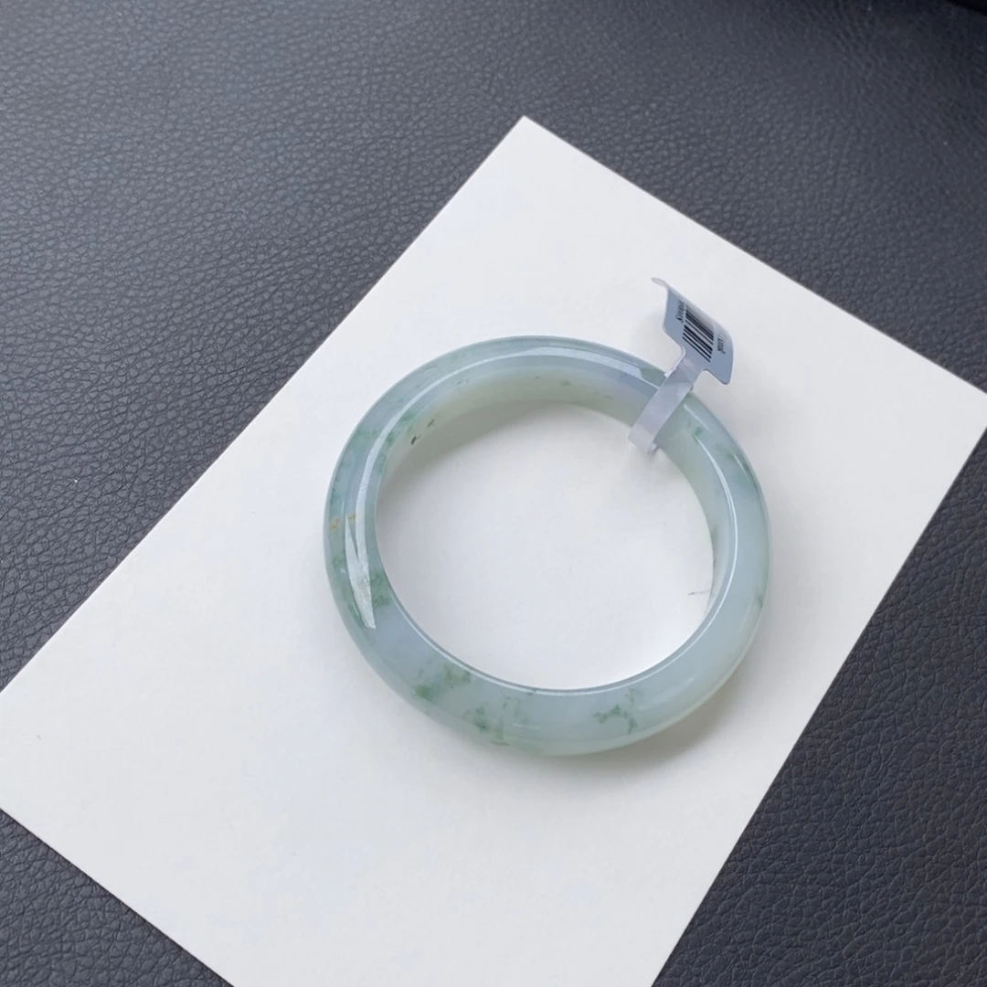 翡翠手镯未镶嵌序号：22